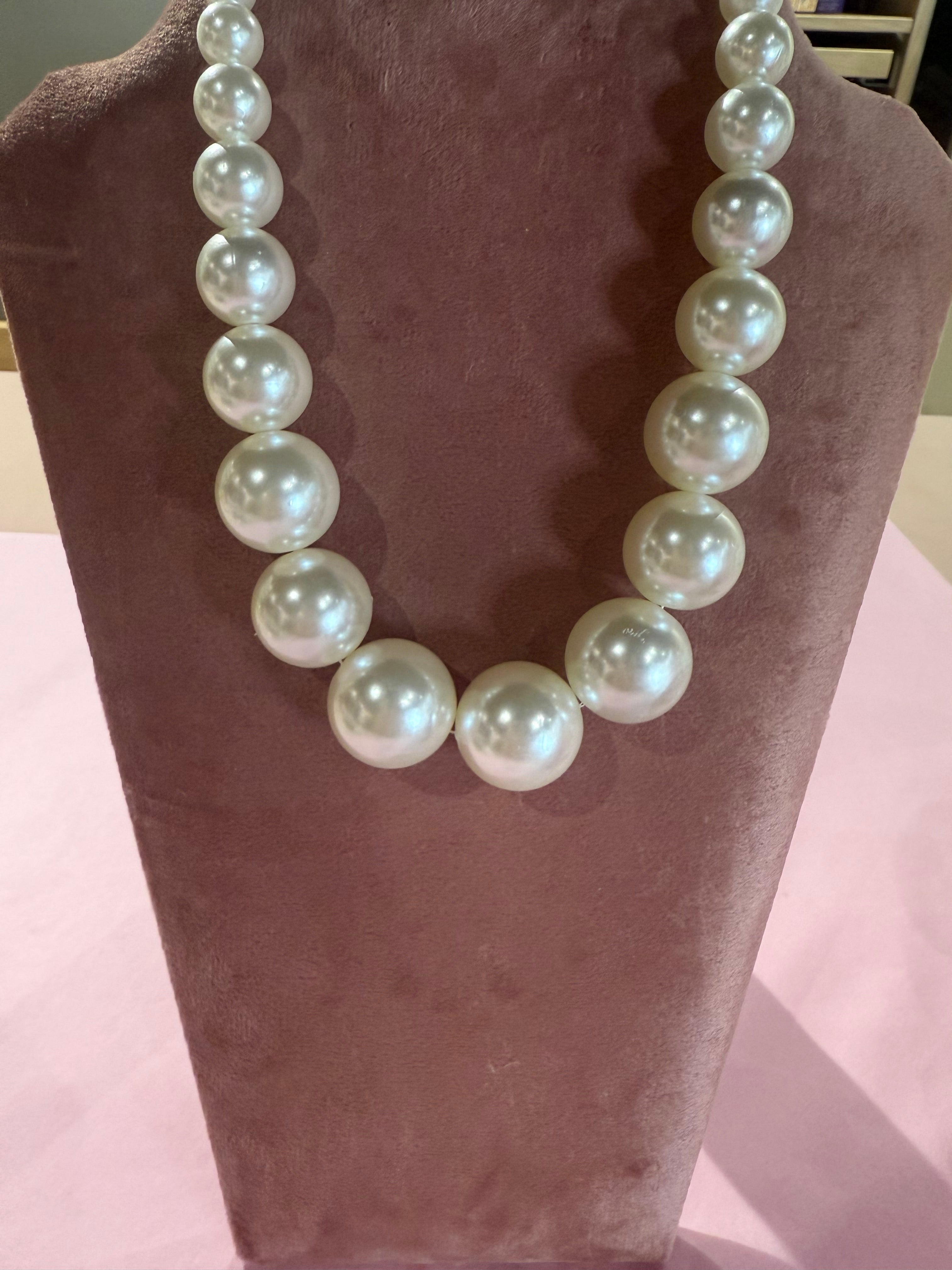 Pearl grove Bol Kort